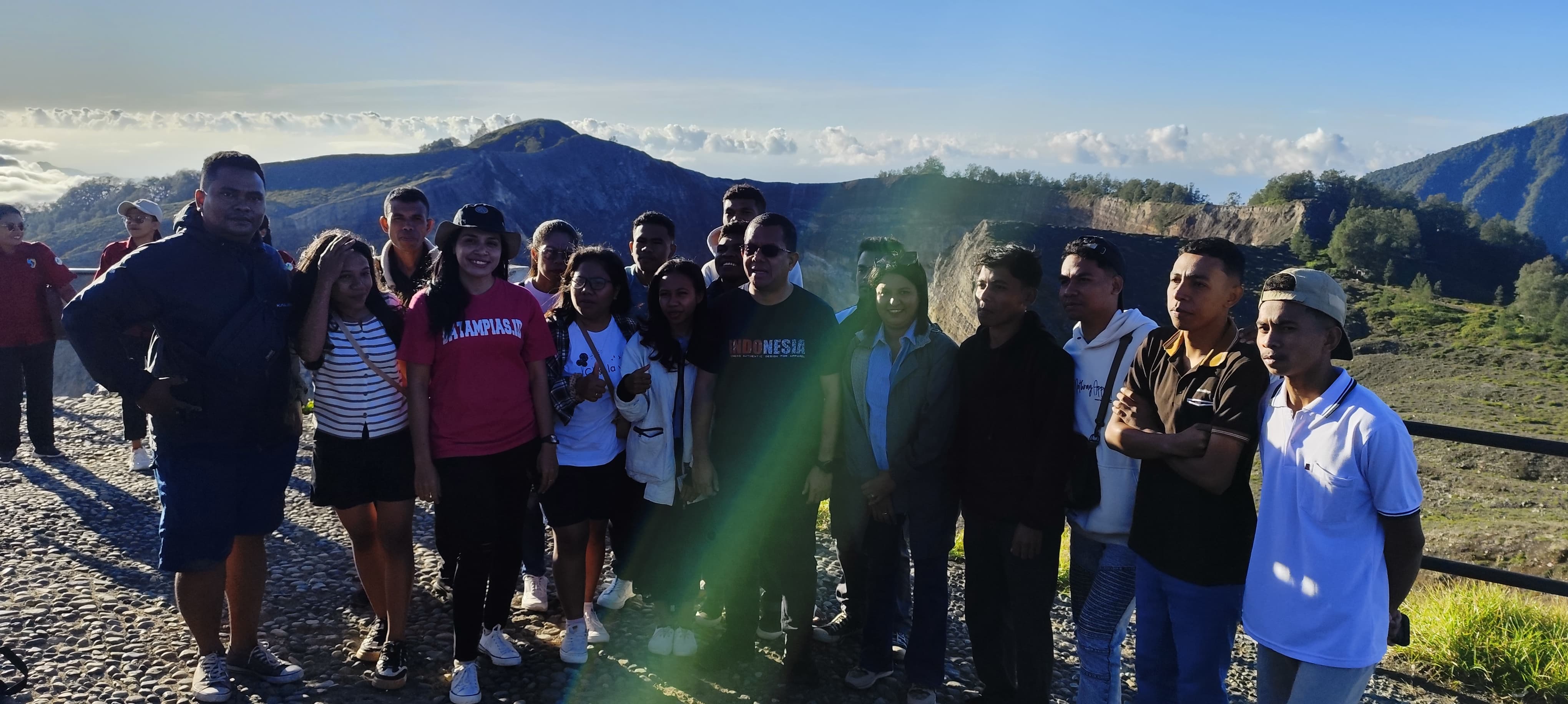 Gubernur NTT Ajak Pengunjung Jaga Kelestarian Lingkungan Danau Kelimutu
