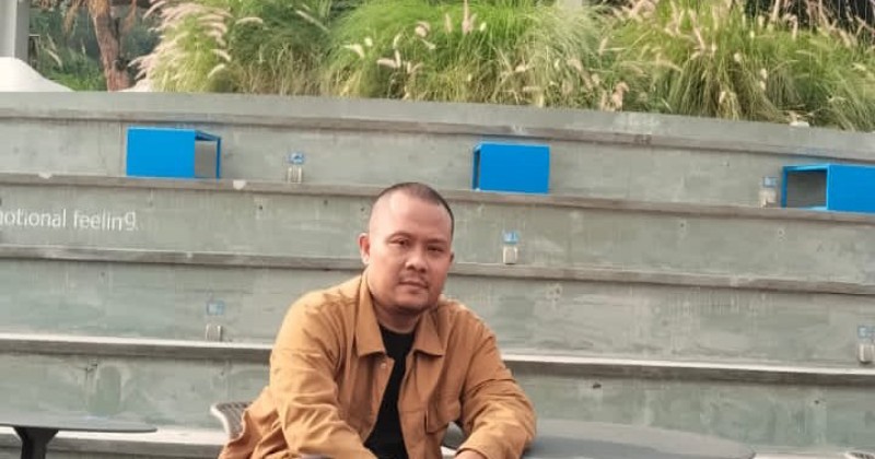 Belajar Menjadi Manusia Melalui Puisi